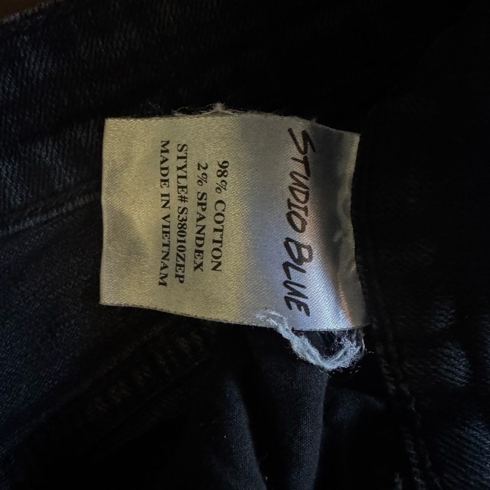 Cotton Charcoal Dark Distressed Jean Shorts - Studio Blue - Picture 5 of 5